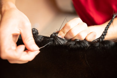 How to plait with thread