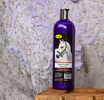 How does Purple Horse Shampoo whiten and enhance stained manes and tails?