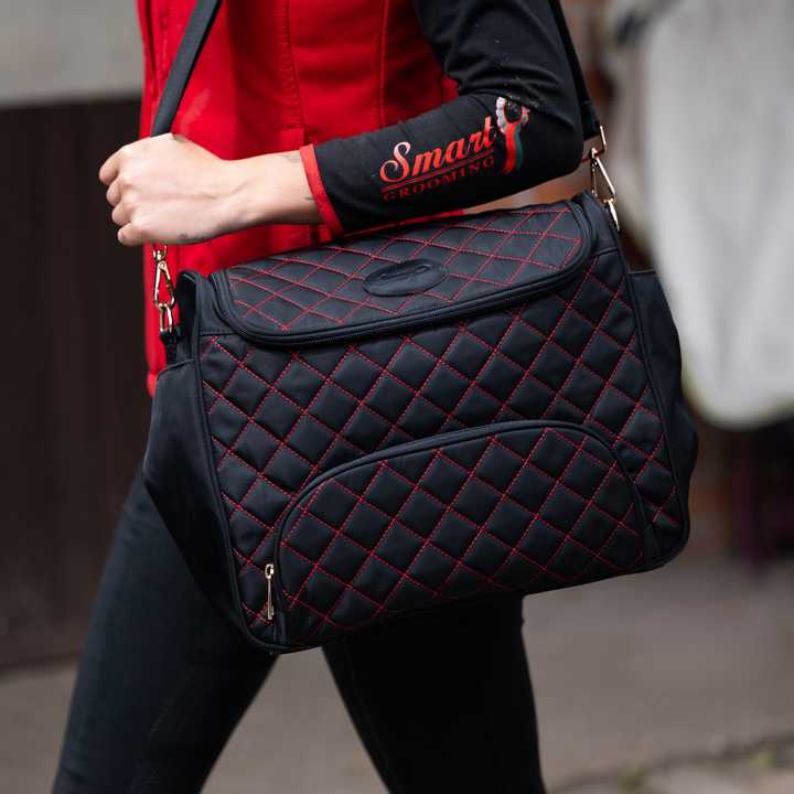 The Burghley Quilted Show & Stable Bag