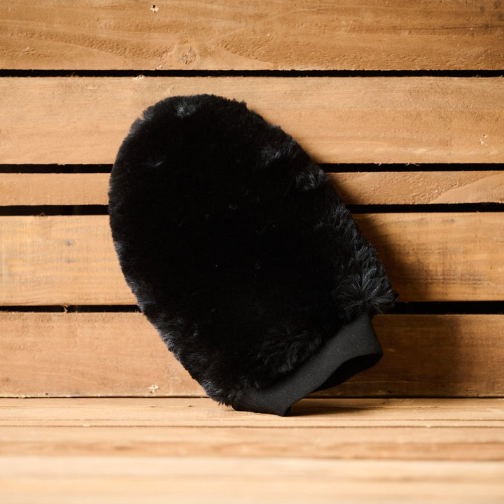 Quilted Grooming Mitt