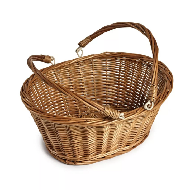 Wicker Show Basket