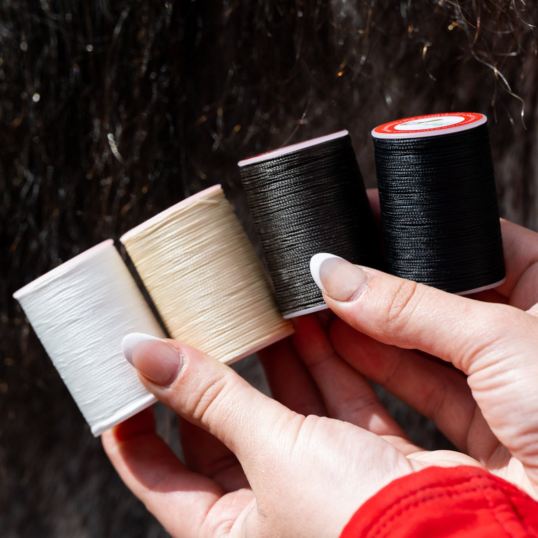 Flat Waxed Plaiting Thread | Horse Plaiting & Braiding – Smart Grooming