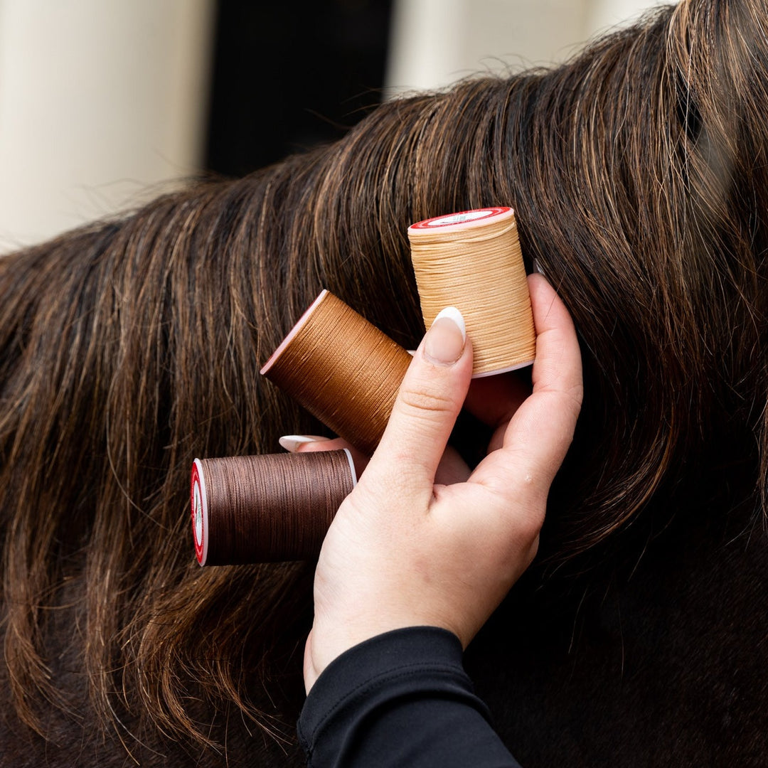 Flat Waxed Plaiting Thread | Horse Plaiting & Braiding – Smart Grooming