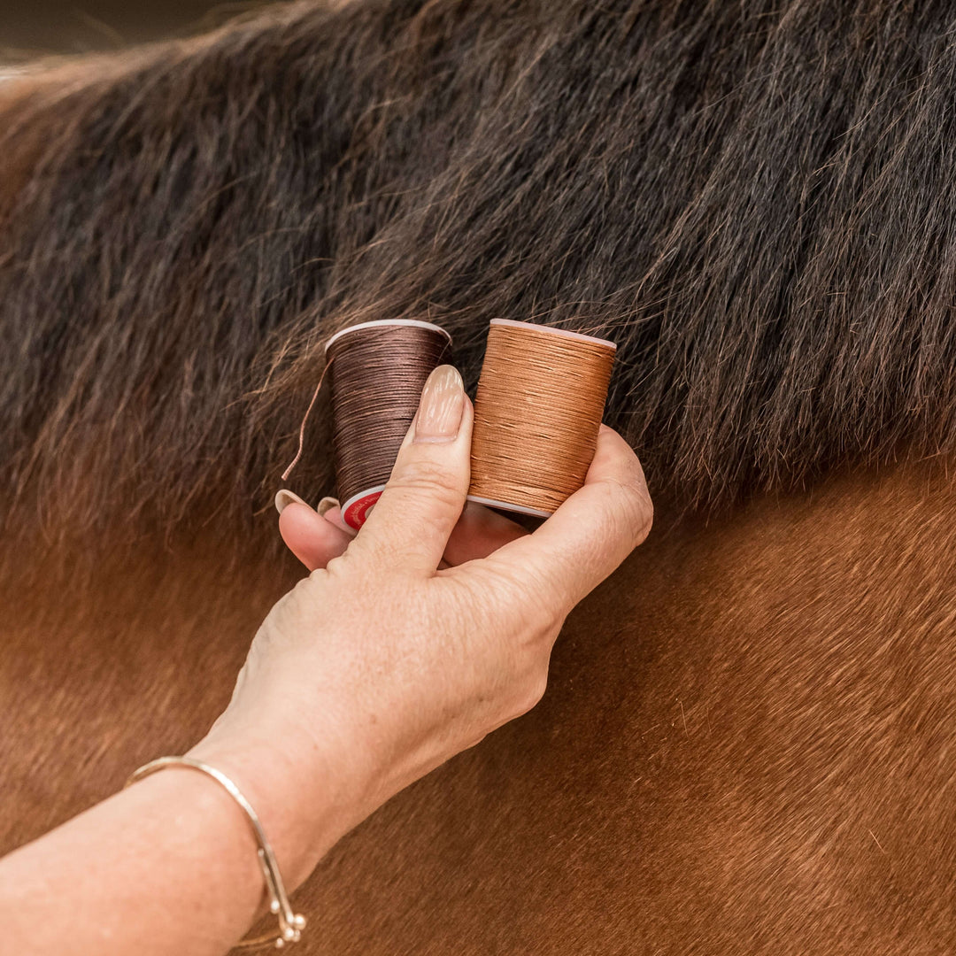Flat Waxed Plaiting Thread | Horse Plaiting & Braiding – Smart Grooming